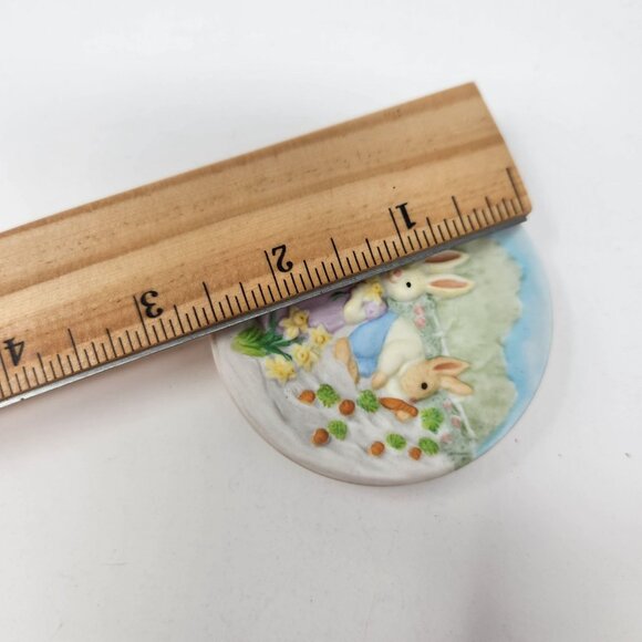 1994 Hallmark Vintage Keepsake Ornament "Gathering Sunny Memories" Collectible - Picture 4 of 8